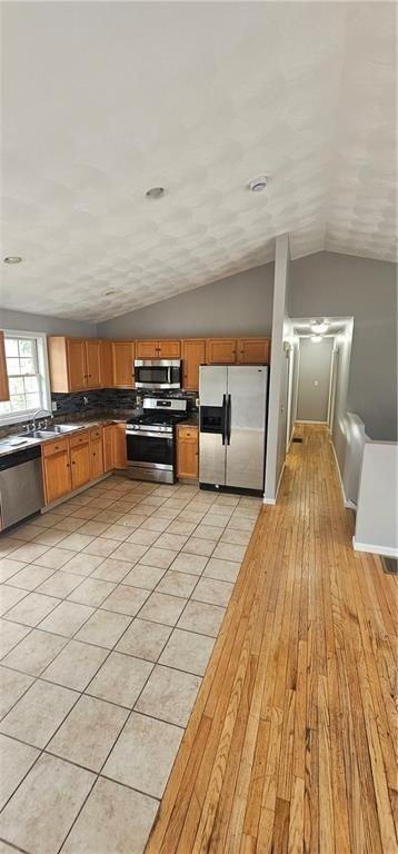 80 Unit St - Photo 2 of 10