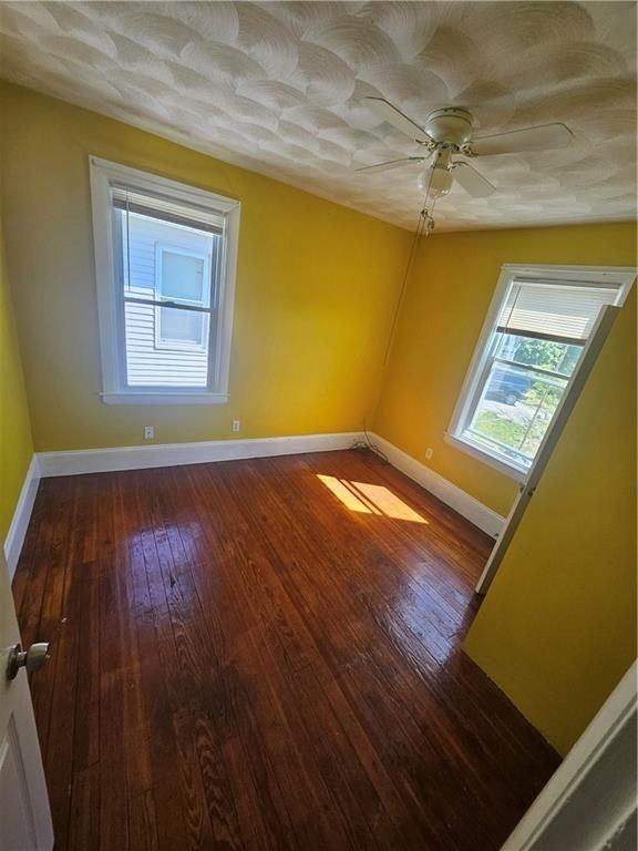 11 Windmill St - Photo 5 of 12