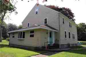 featured image of 140 Maple Ave ##1