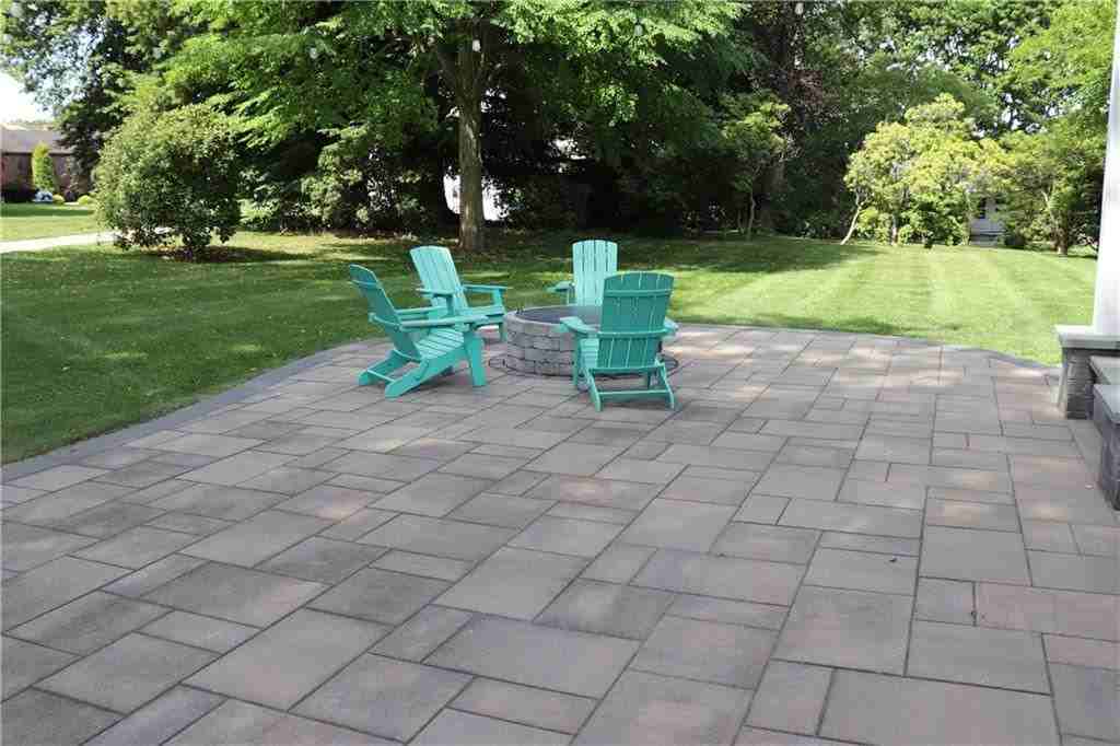 140 Maple Ave ##1 - Photo 6 of 31