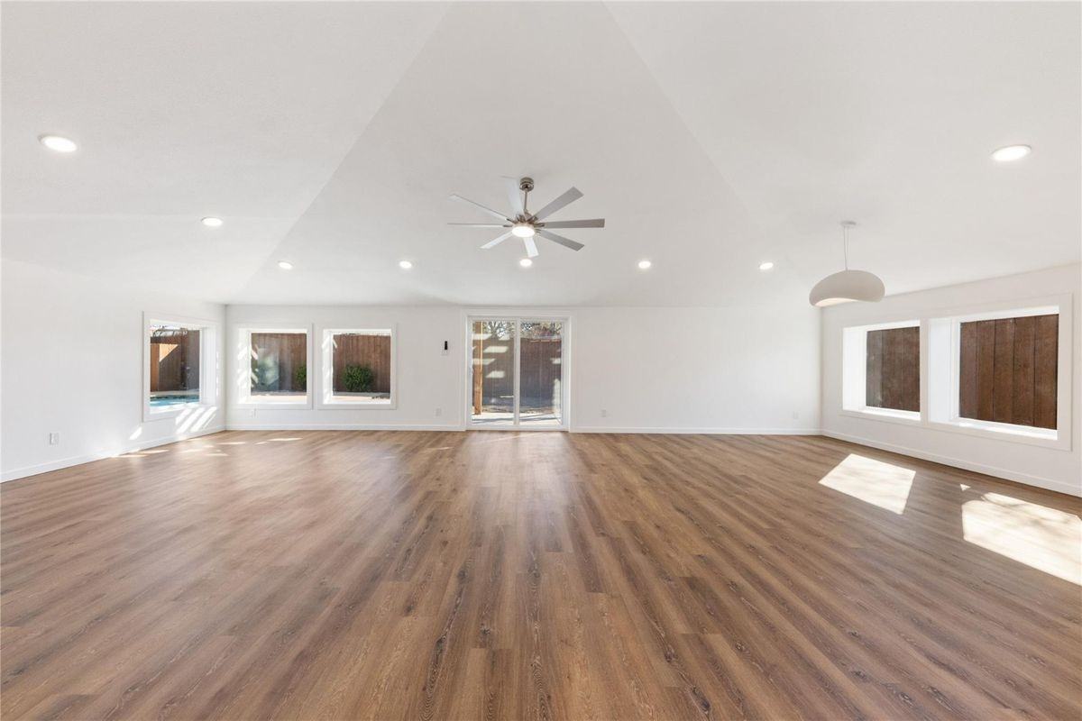 3616 Woodleigh Dr - Photo 3 of 29