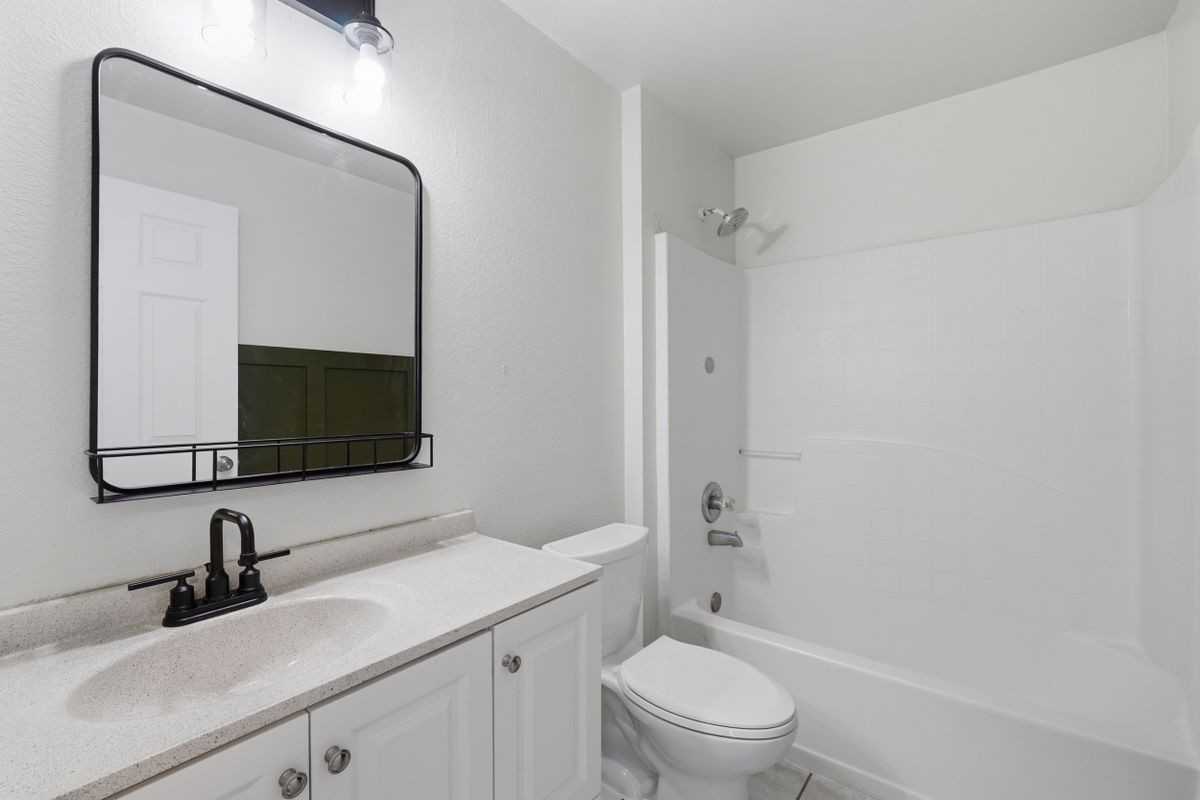 4140 Stonefield Dr - Photo 6 of 9