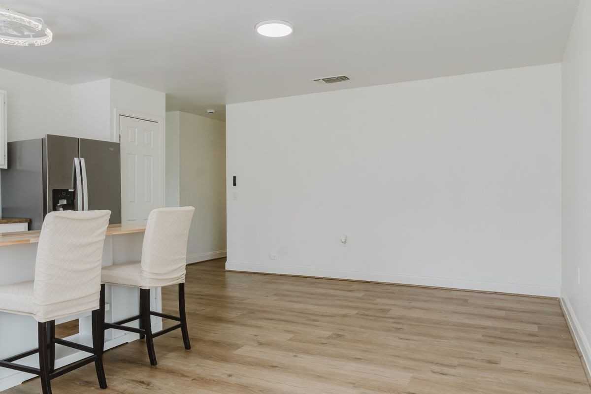 113 Medicine Rock - Photo 3 of 17