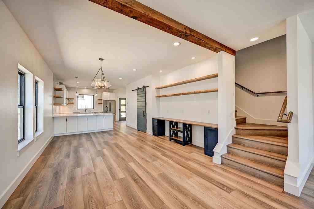 424 Pinon St - Photo 5 of 22