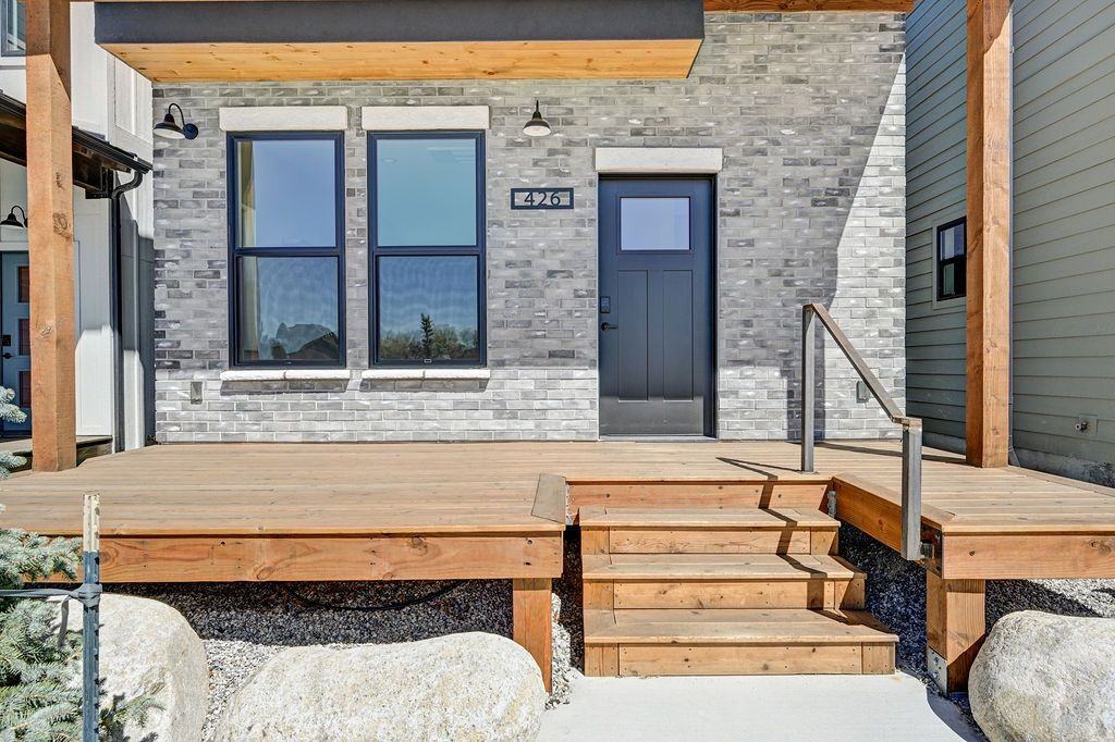 426 Pinon St - Photo 3 of 23