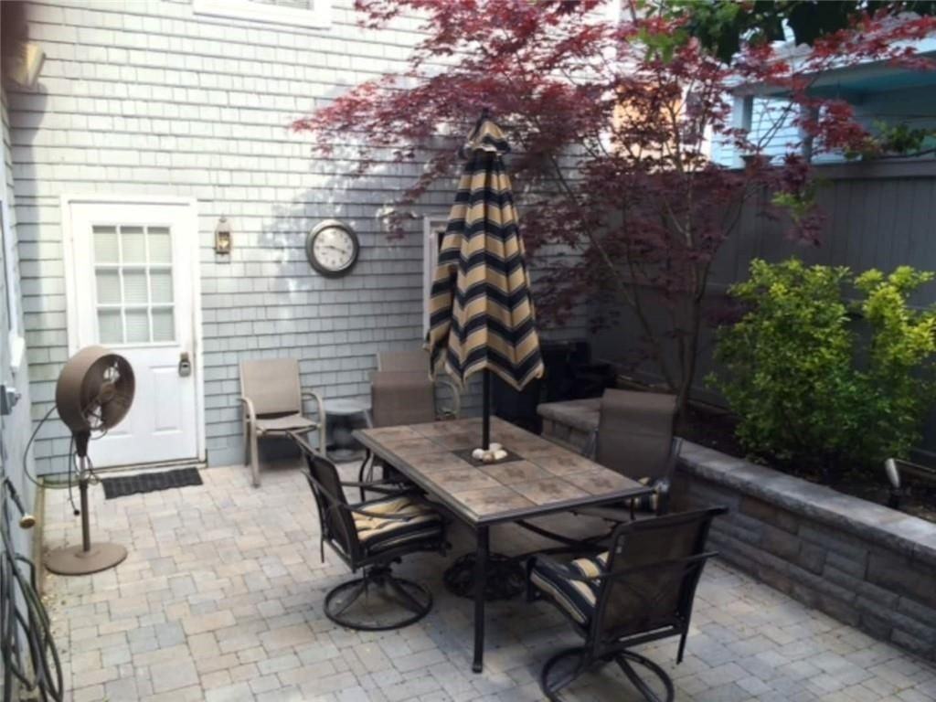 56 Prospect Hill St - Photo 3 of 5