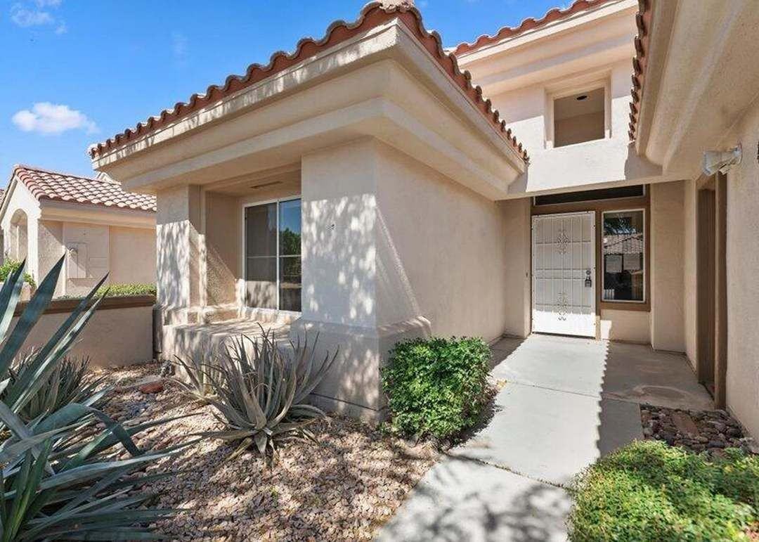 78368 Desert Willow Dr - Photo 5 of 29