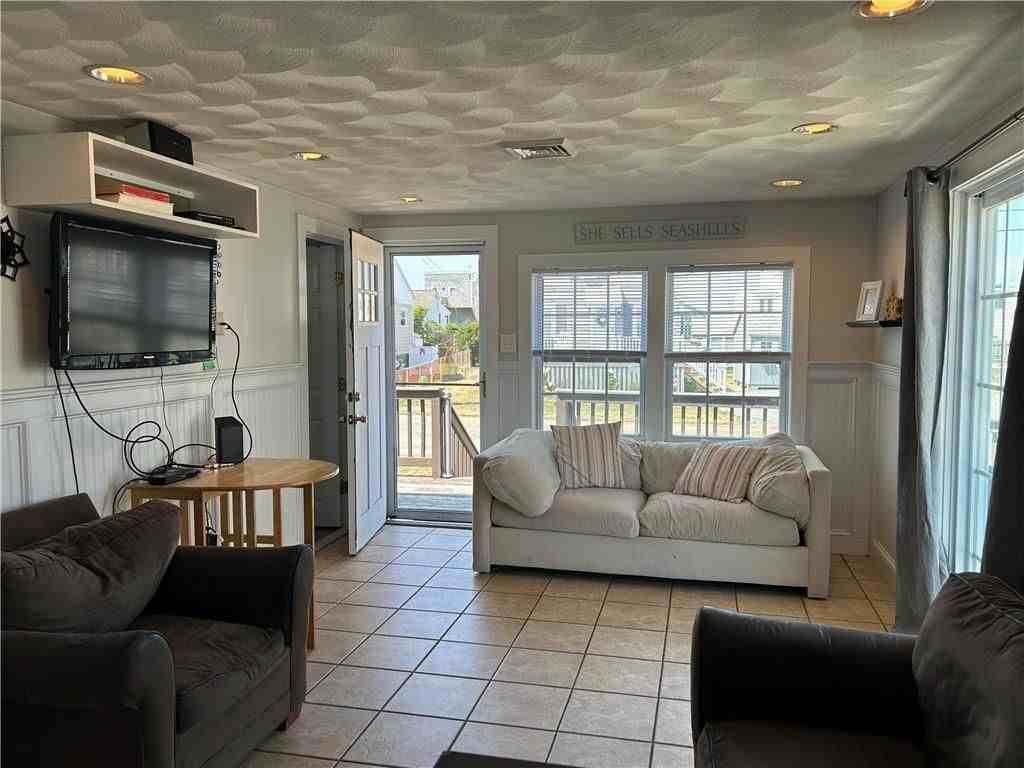 5 Arbeth Rd - Photo 3 of 12
