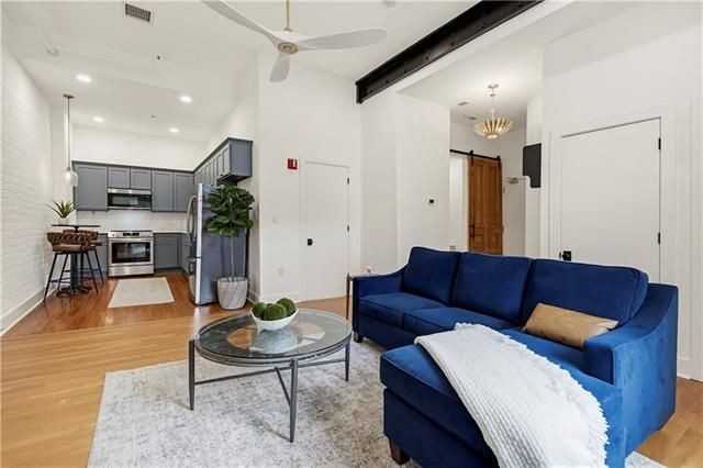 633 Tchoupitoulas St ##4 - Photo 2 of 5