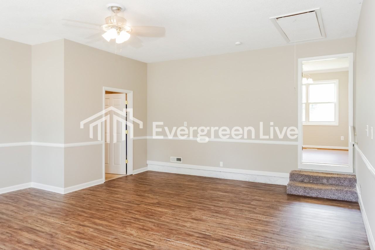 108 Carnegie Loop - Photo 6 of 16