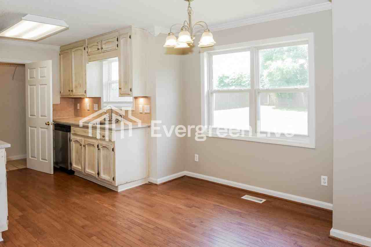 108 Carnegie Loop - Photo 7 of 16