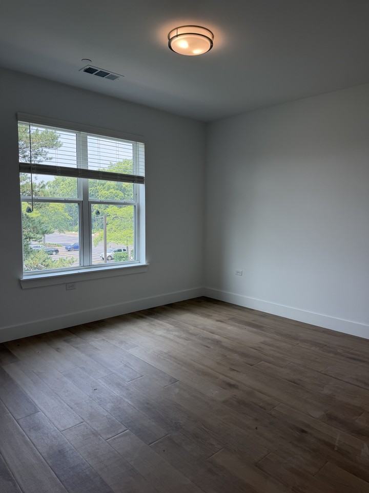 975-77 East 75th St. #75-204A - Photo 3 of 9