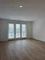 featured image of 975-77 East 75th St.