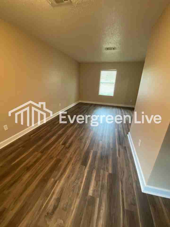 39 Marella Ct - Photo 5 of 30