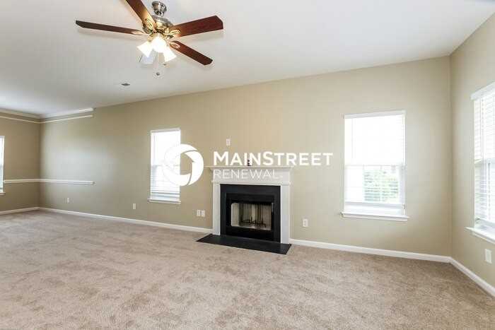 8323 Cozen Way - Photo 4 of 17
