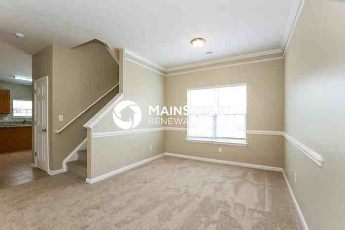 8323 Cozen Way - Photo 6 of 17