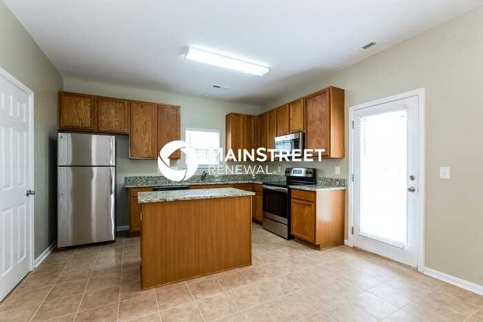 8323 Cozen Way - Photo 7 of 17