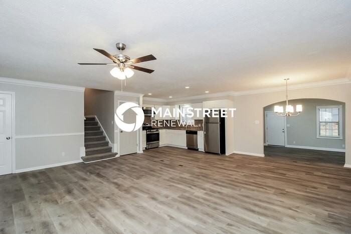2646 Hencley Cir Sw - Photo 6 of 17