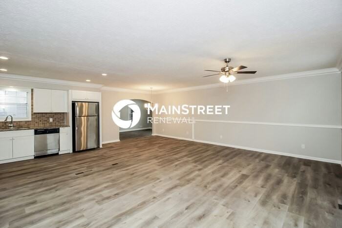 2646 Hencley Cir Sw - Photo 7 of 17