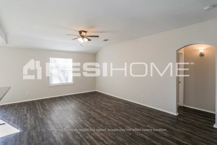 3128 Ronay Dr - Photo 6 of 20