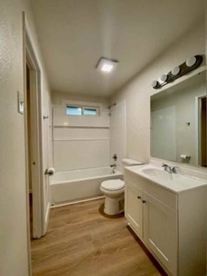 8405 S D St - Photo 7 of 8