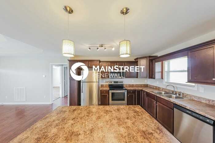 1079 Holt Cir - Photo 6 of 16