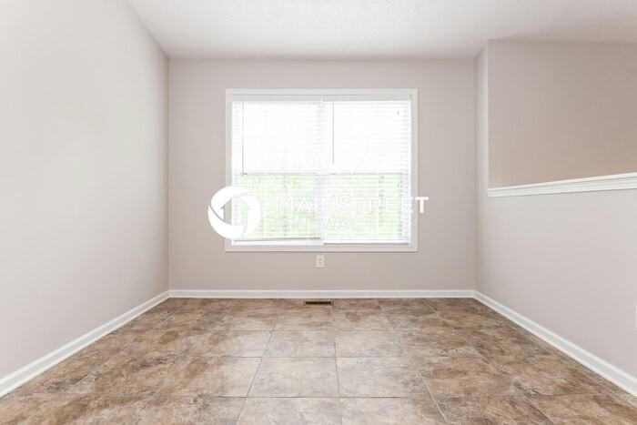 5515 Hall Cir - Photo 6 of 17