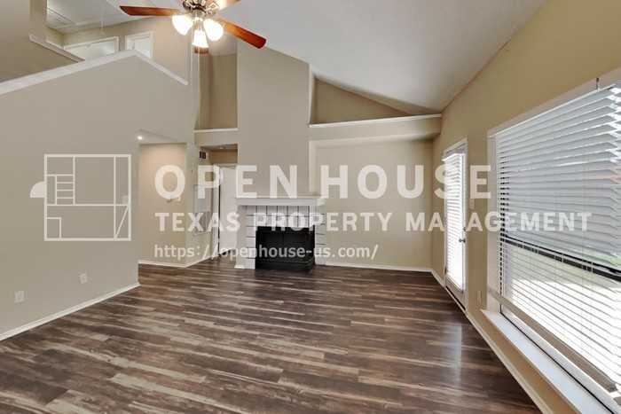 6837 Tudor Dr - Photo 5 of 22