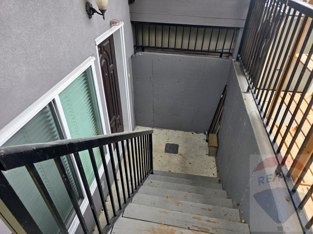 Wales St & E 41st Ave #Bsmt - Photo 2 of 17