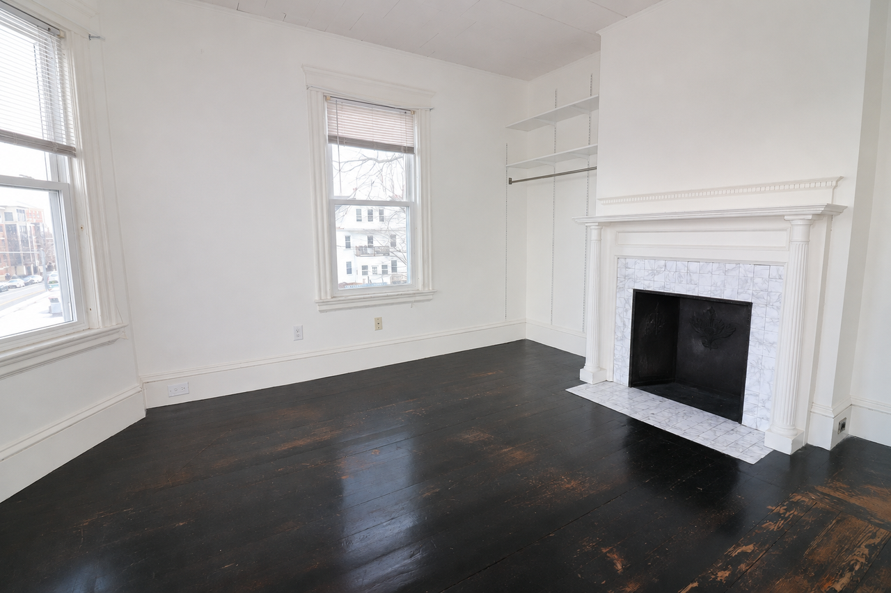 582 Cambridge St #2 - Photo 3 of 12