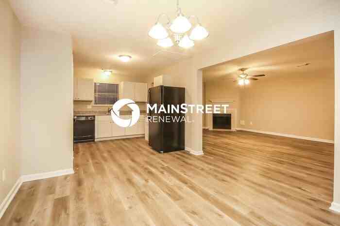 7026 Cheshire Park Rd - Photo 5 of 17