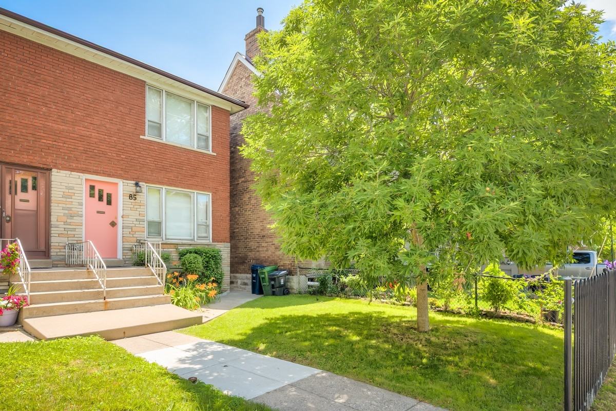 85 Greenlaw Ave - Photo 3 of 35