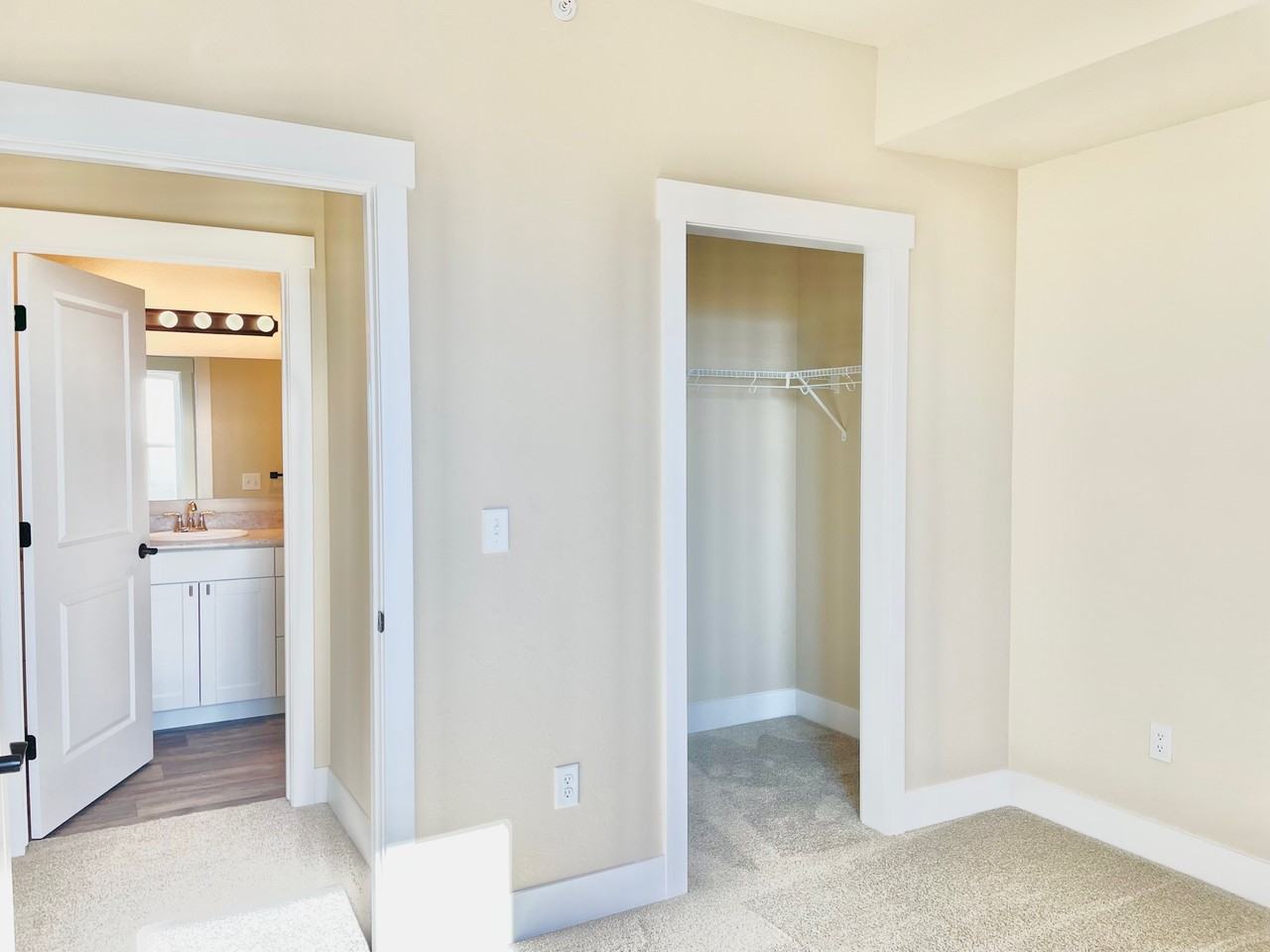 5385 Elyn Loop #302