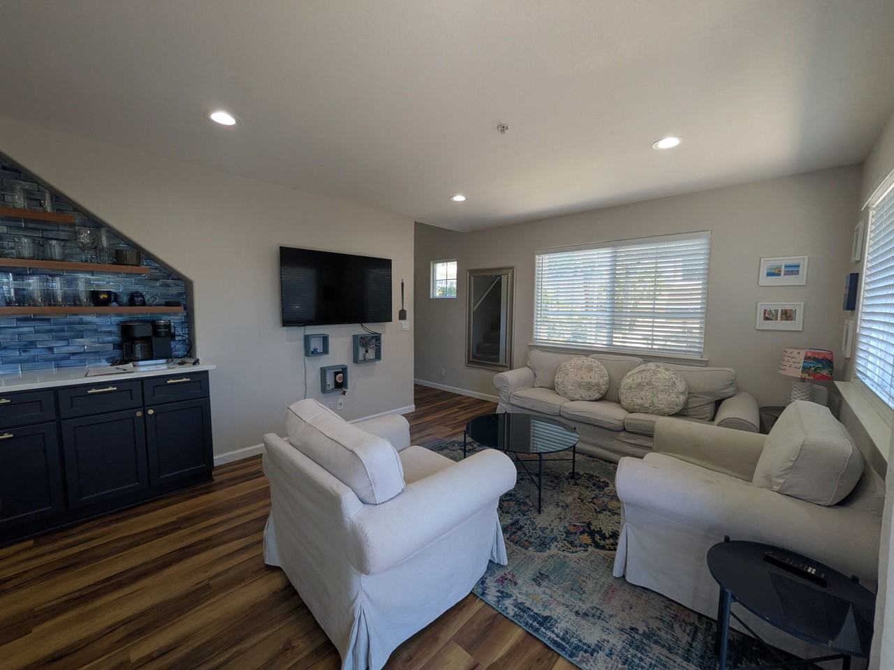 3051 Augusta St #14 - Photo 4 of 14