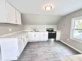 76 S Whittlesey Ave #3 - Photo 1 of 1