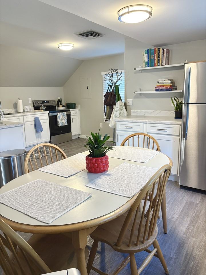 76 S Whittlesey Ave #3 - Photo 7 of 16