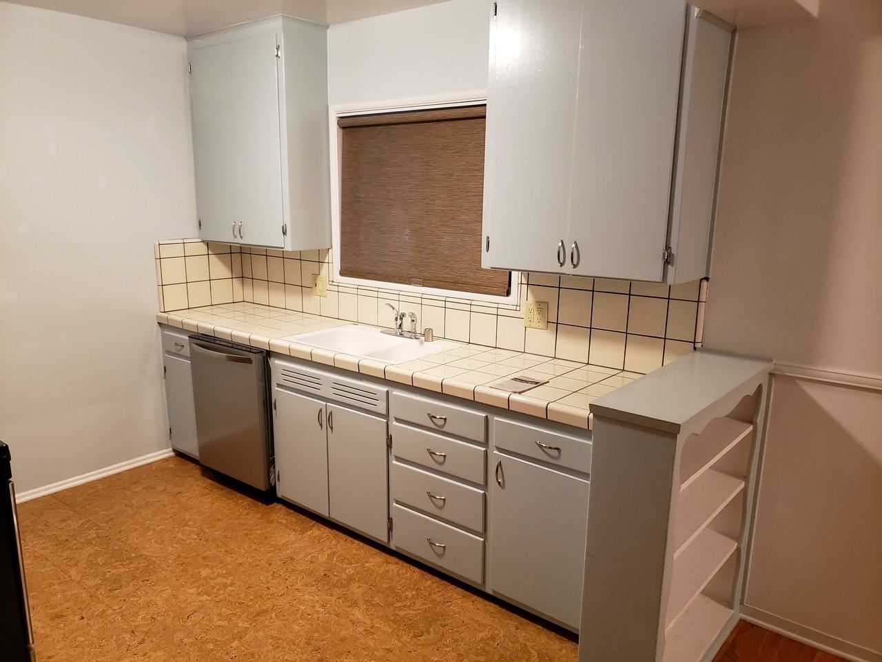 5059 Serrania Ave #NA - Photo 4 of 13