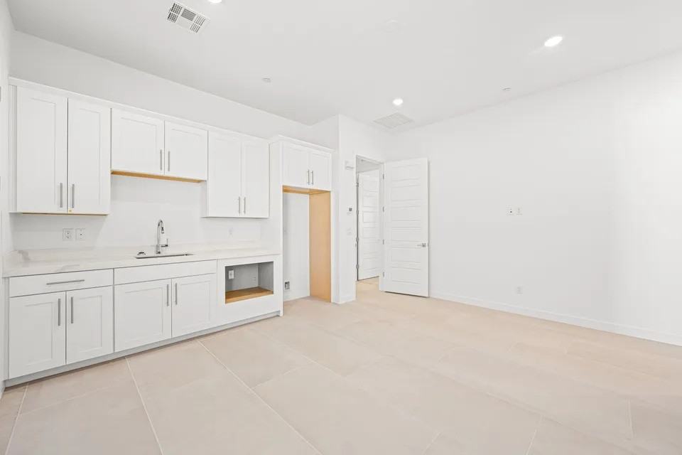 3601 Allen Creek Ct #NA - Photo 3 of 28