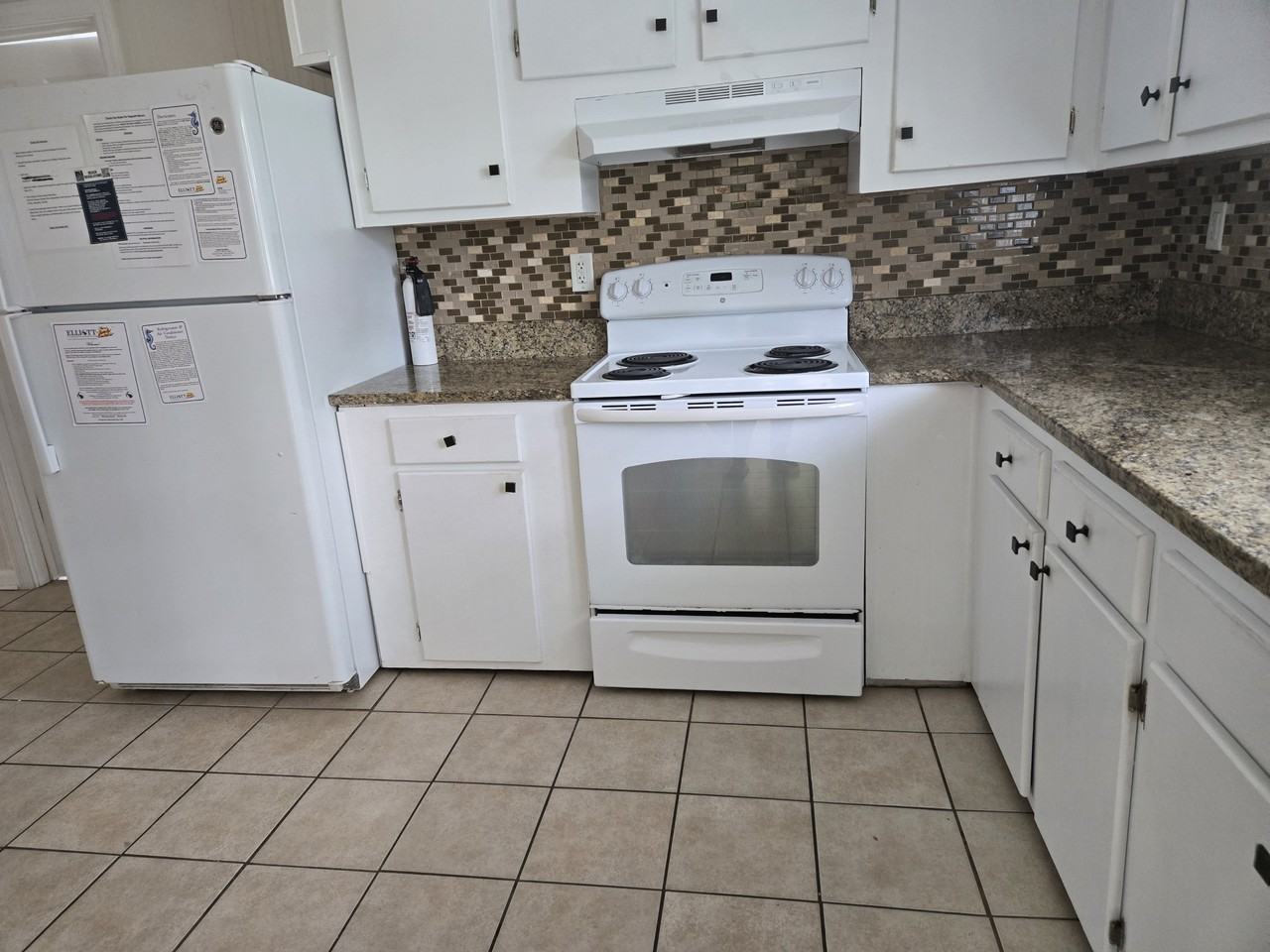 618 Robin St #NA - Photo 7 of 10