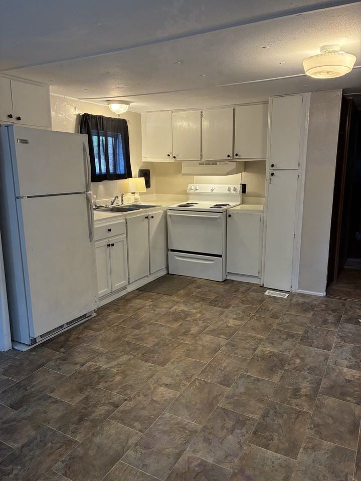 180 Dowd Dr #NA - Photo 5 of 11