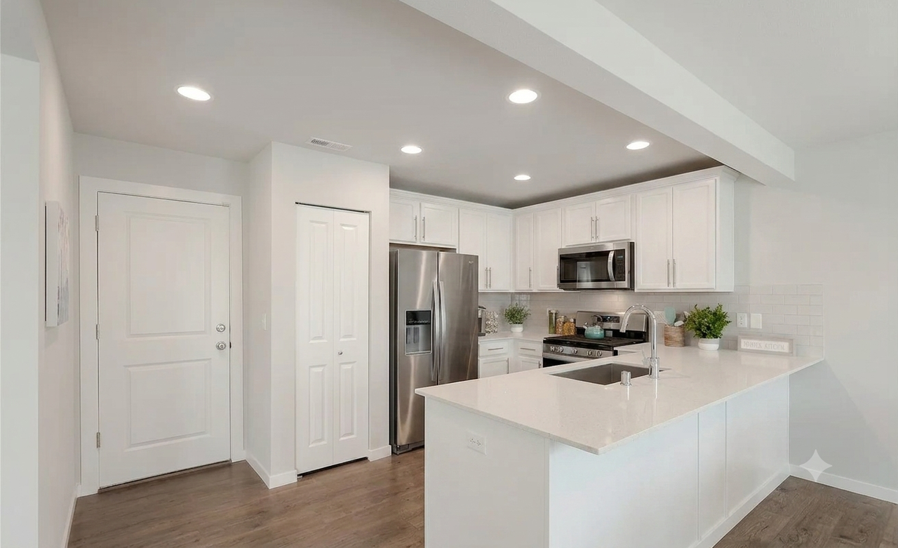 8860 53rd Pl Ne #NA - Photo 4 of 15