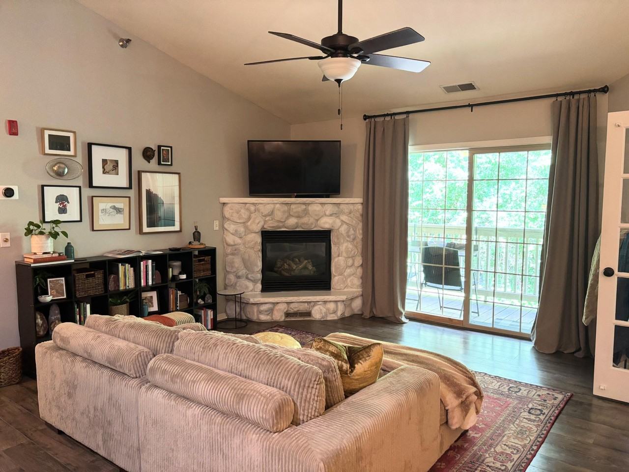 1919 Deerhaven Ln Ne #23 - Photo 6 of 8