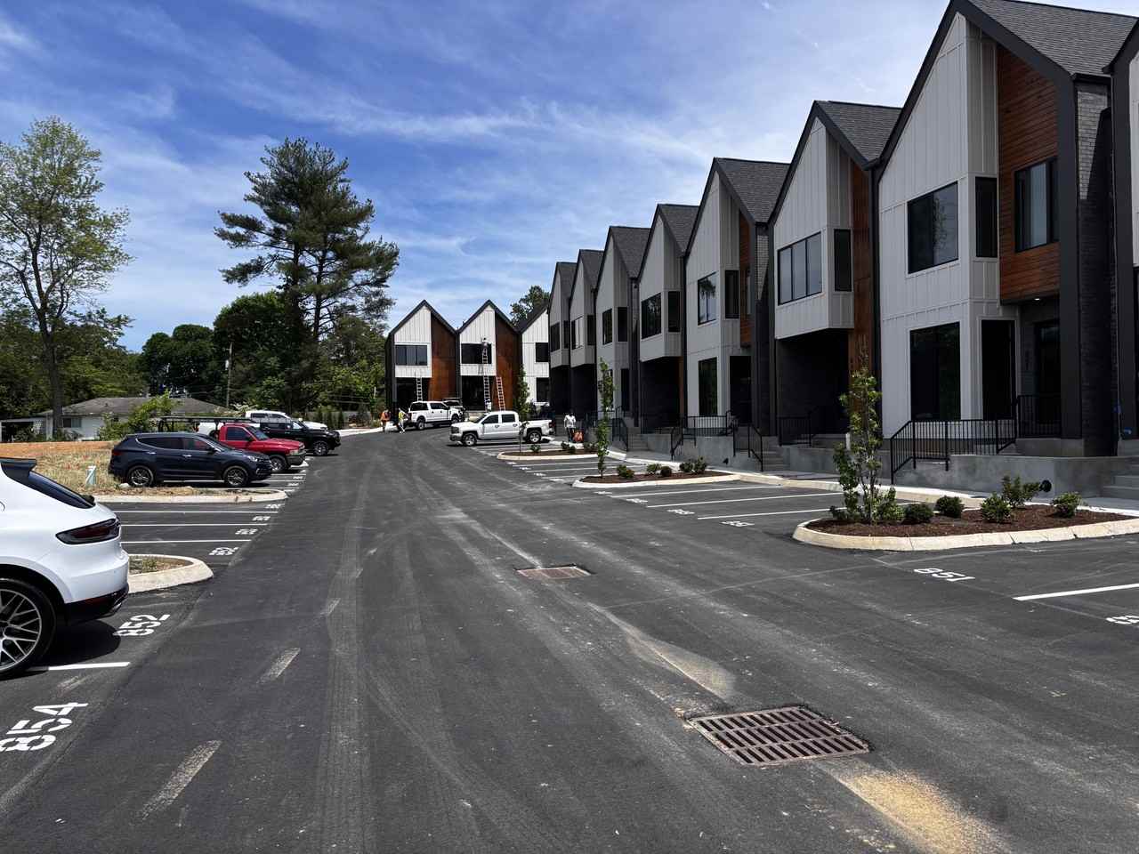 839 Vera Valley Way #NA - Photo 2 of 32