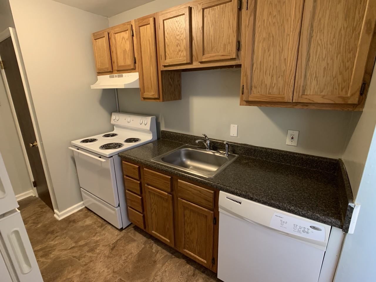 1661 Valley Ave #E - Photo 6 of 17