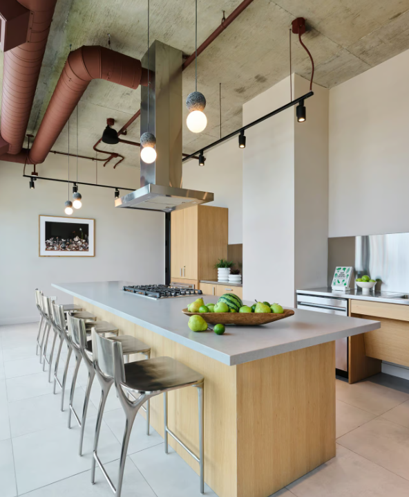 240 N Aberdeen St #905 - Photo 7 of 9