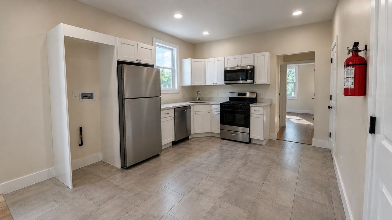 223 Munn Ave #2R - Photo 7 of 13