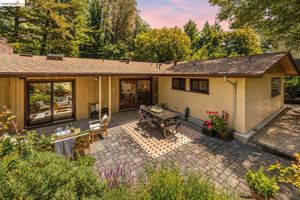 featured image of 7200 Saroni Dr #NA