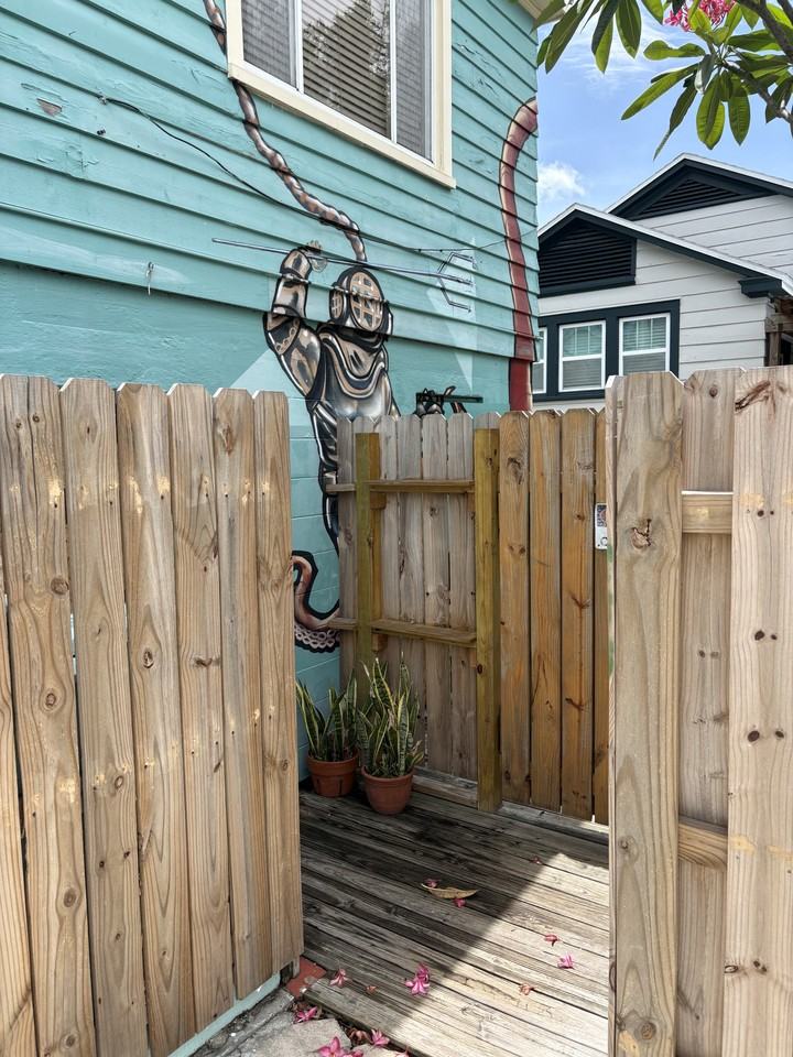 2635 Dartmouth Ave N #2635-1-2 - Photo 2 of 19