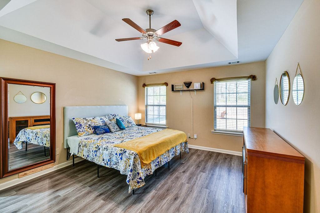 706 Park Ln #NA - Photo 3 of 8