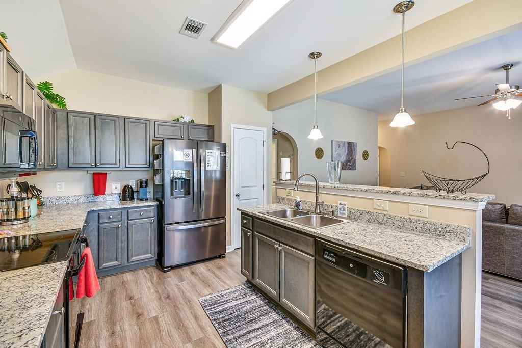 706 Park Ln #NA - Photo 5 of 8